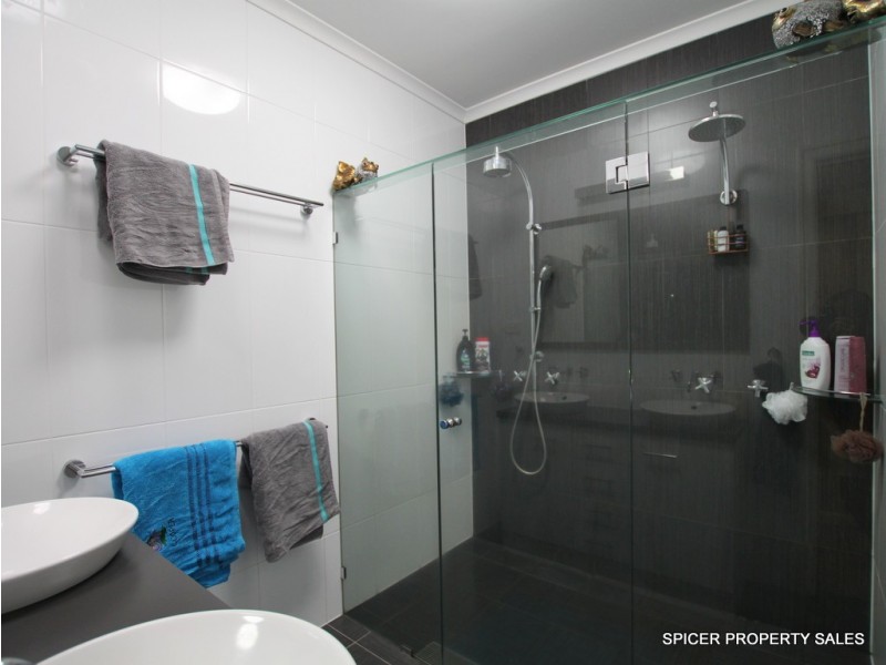 89 Keir Road, Tully QLD 4854