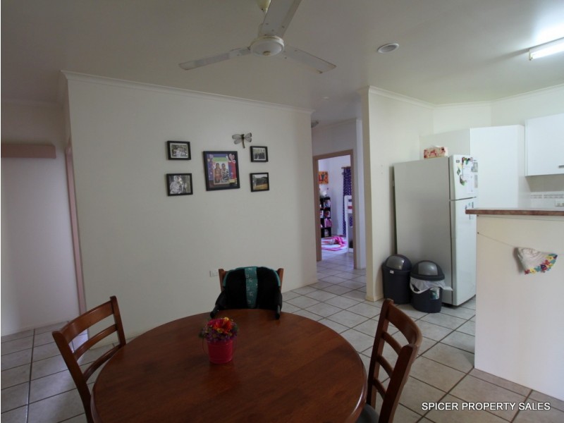 14 Maple Terrace, Tully QLD 4854