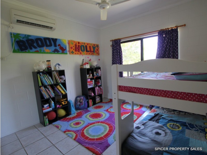 14 Maple Terrace, Tully QLD 4854