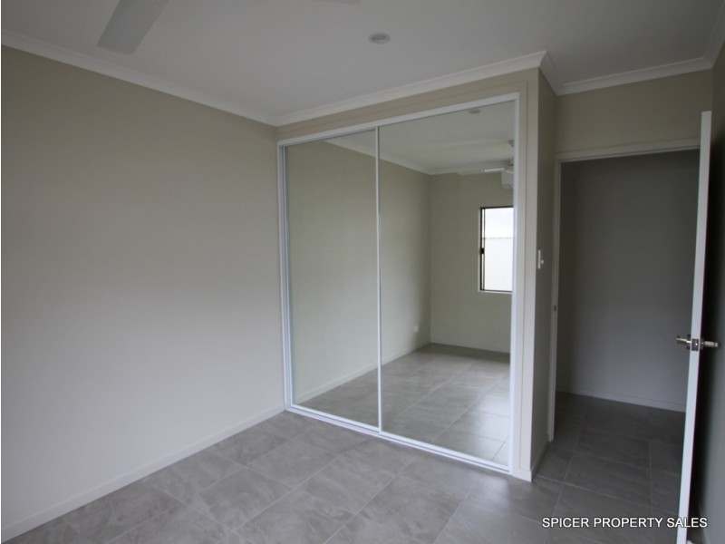 2 Graham Street, Tully QLD 4854