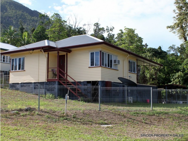 2 Bell Street, Tully QLD 4854