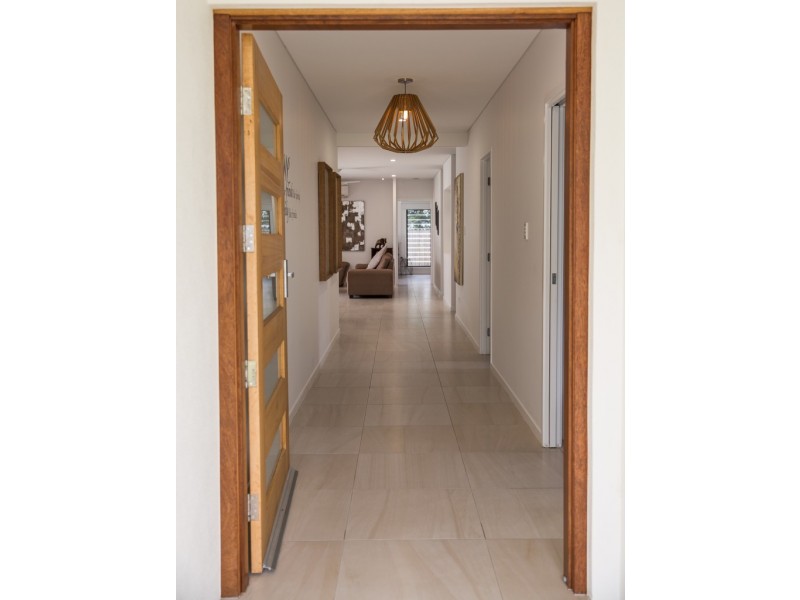 10 Clipper Court, South Mission Beach QLD 4852