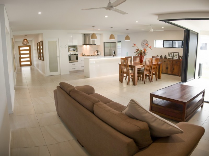 10 Clipper Court, South Mission Beach QLD 4852