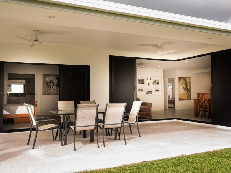 10 Clipper Court, South Mission Beach QLD 4852