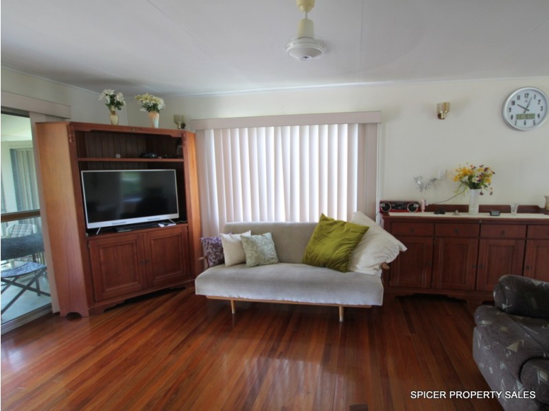 59 Theodore Street, Tully QLD 4854