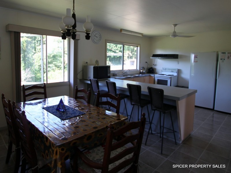 59 Theodore Street, Tully QLD 4854