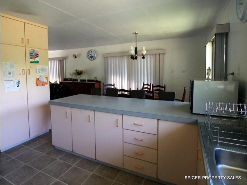 59 Theodore Street, Tully QLD 4854