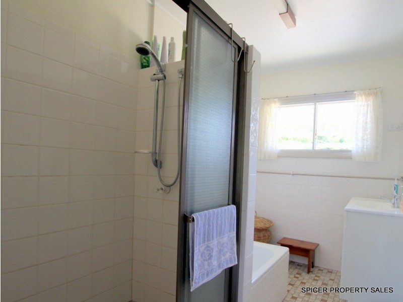 59 Theodore Street, Tully QLD 4854