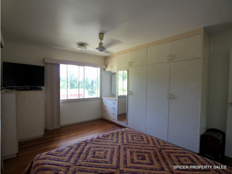 59 Theodore Street, Tully QLD 4854