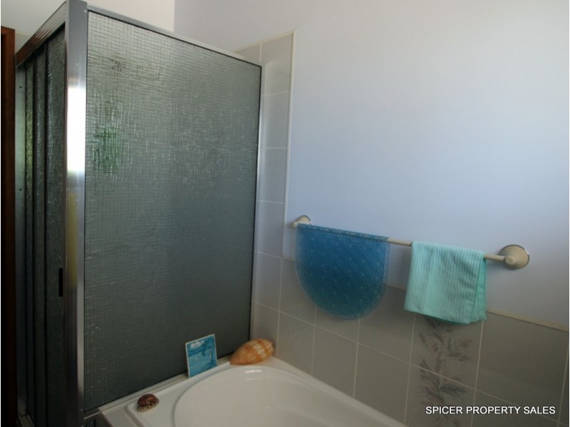 23 Vipiana Drive, Tully Heads QLD 4854