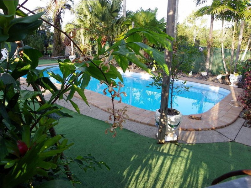 23 Vipiana Drive, Tully Heads QLD 4854