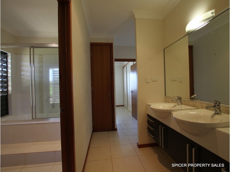 53 Stuart Drive, Feluga QLD 4854