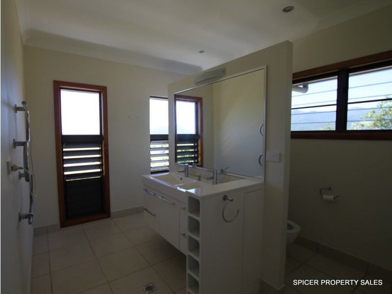 53 Stuart Drive, Feluga QLD 4854