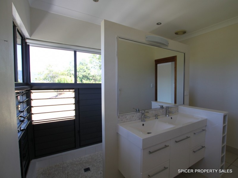 53 Stuart Drive, Feluga QLD 4854