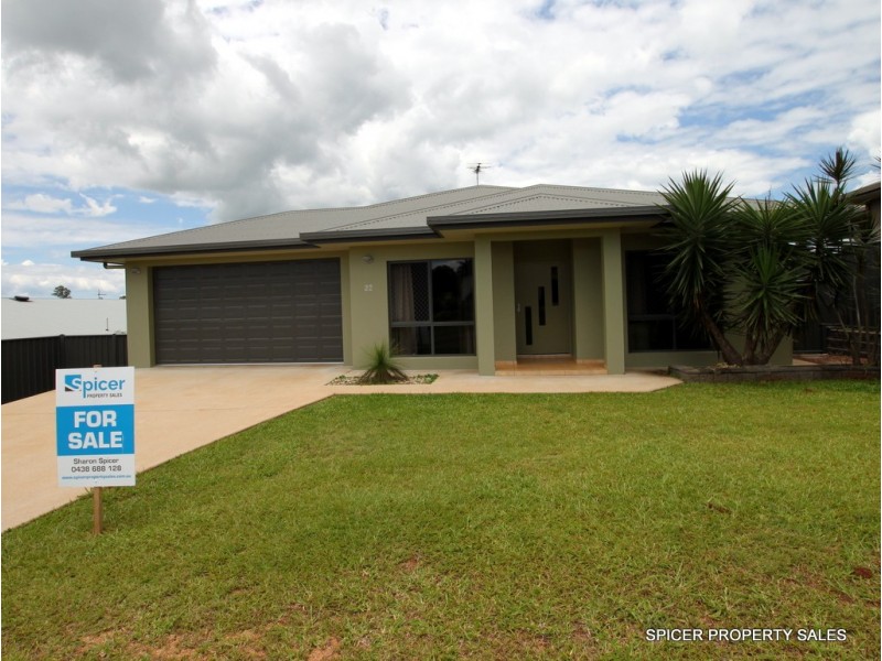 32 Bernard Street, Malanda QLD 4885