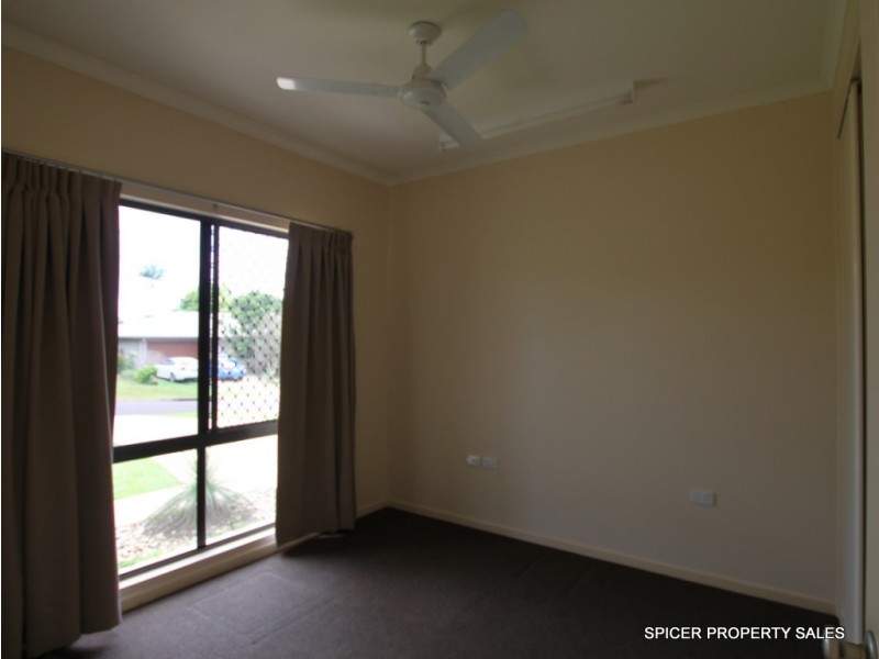 32 Bernard Street, Malanda QLD 4885