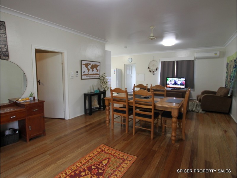 5 Vaughan Street, Tully QLD 4854