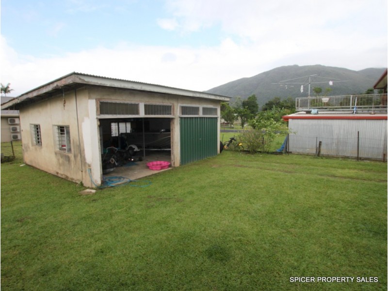 5 Vaughan Street, Tully QLD 4854