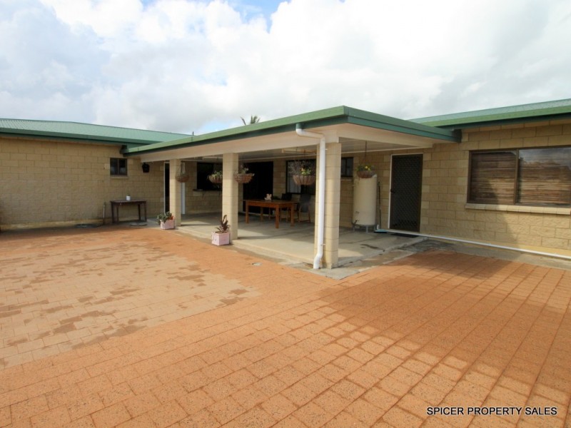 711 Murdering Point Road, Kurrimine Beach QLD 4871