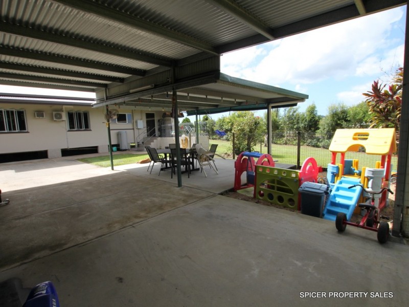1 Vaughan Street, Tully QLD 4854