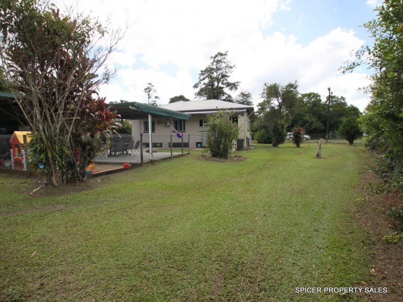 1 Vaughan Street, Tully QLD 4854