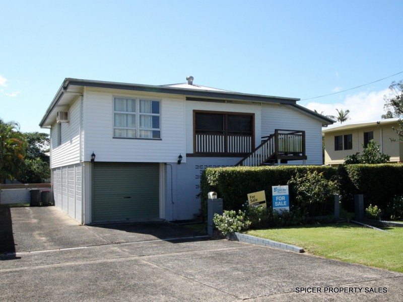 2 Trower Street, Tully QLD 4854