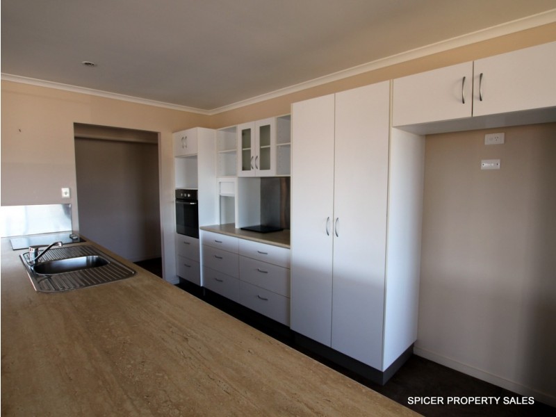 14 Hawthorne Dr, Kurrimine Beach QLD 4871