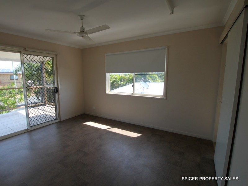 14 Hawthorne Dr, Kurrimine Beach QLD 4871