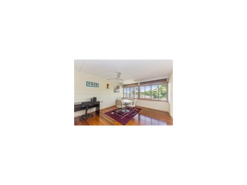 2 Bamber Street, Tully QLD 4854