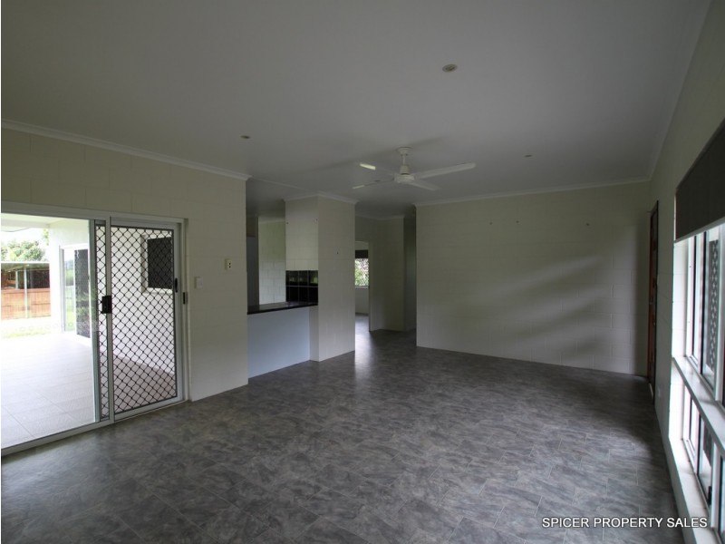 62 BAMBER STREET, Tully QLD 4854