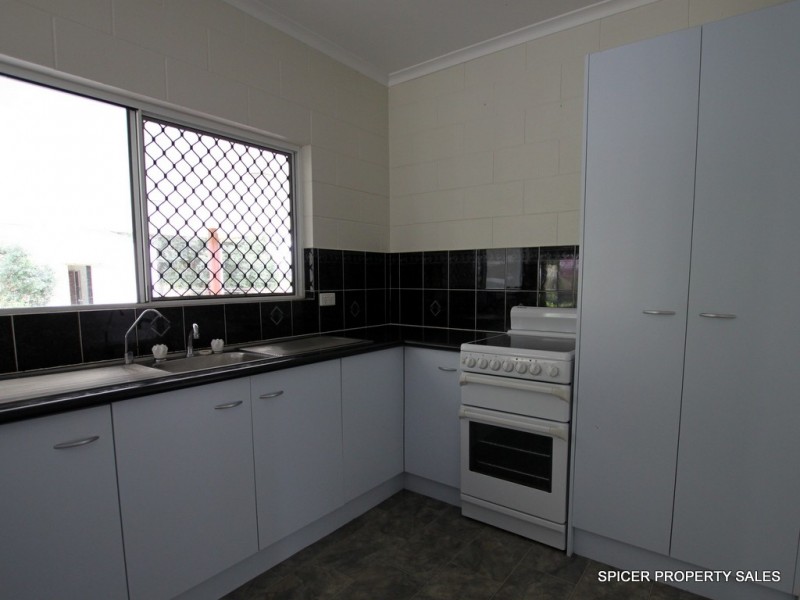 62 BAMBER STREET, Tully QLD 4854