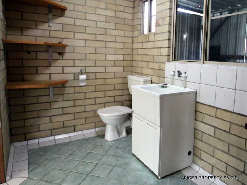 4 Dore Street, Tully QLD 4854