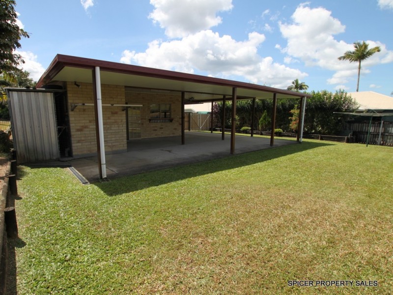 4 Dore Street, Tully QLD 4854