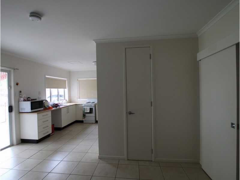 18 BRYANT STREET, Tully QLD 4854