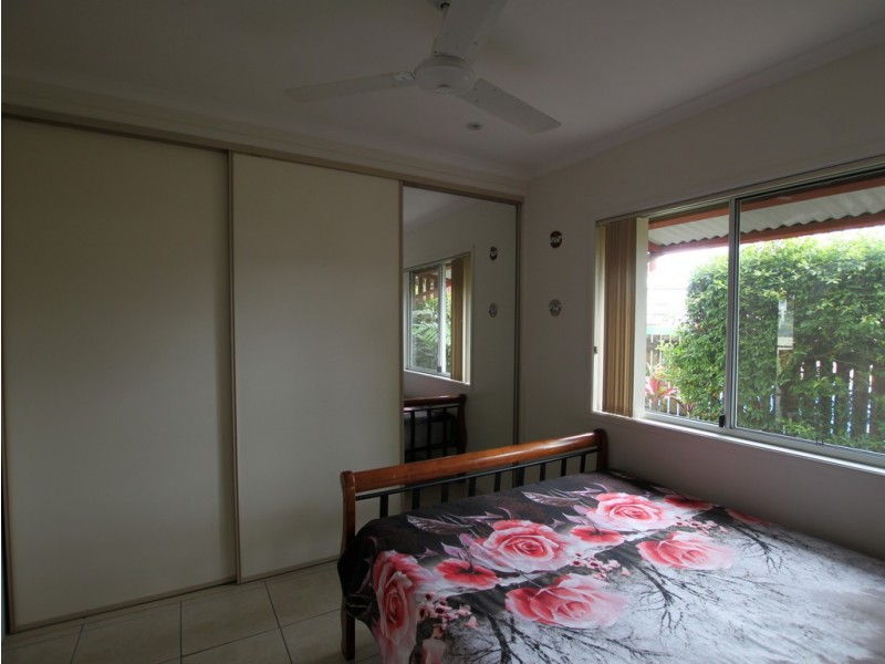 18 BRYANT STREET, Tully QLD 4854