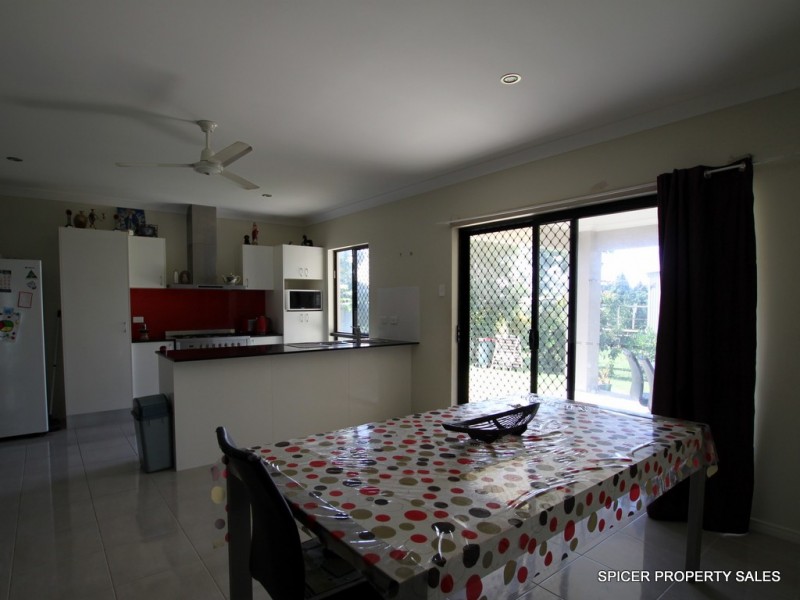 2 MARS STREET, Tully QLD 4854