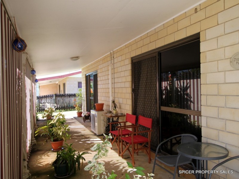 8 Melaleuca Drive, Tully Heads QLD 4854