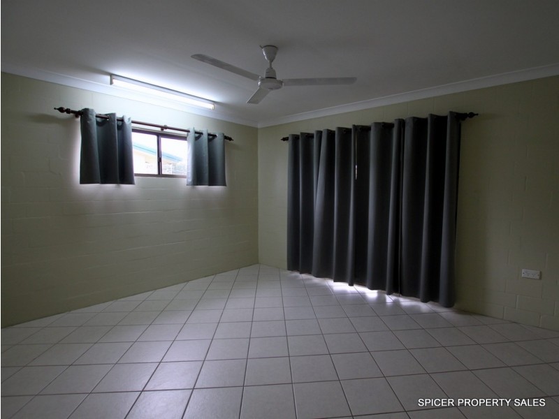 8 Melaleuca Drive, Tully Heads QLD 4854