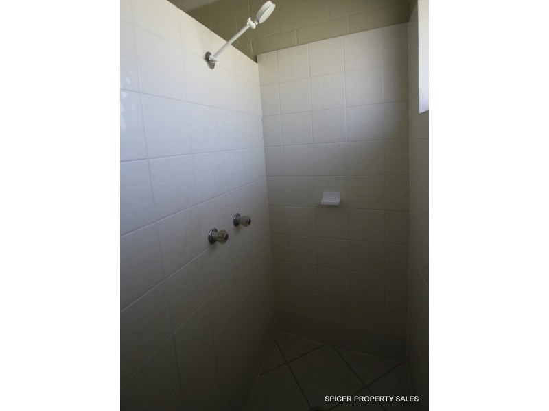 8 Melaleuca Drive, Tully Heads QLD 4854