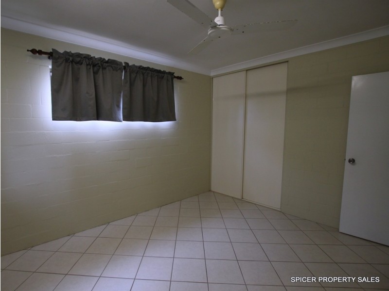 8 Melaleuca Drive, Tully Heads QLD 4854