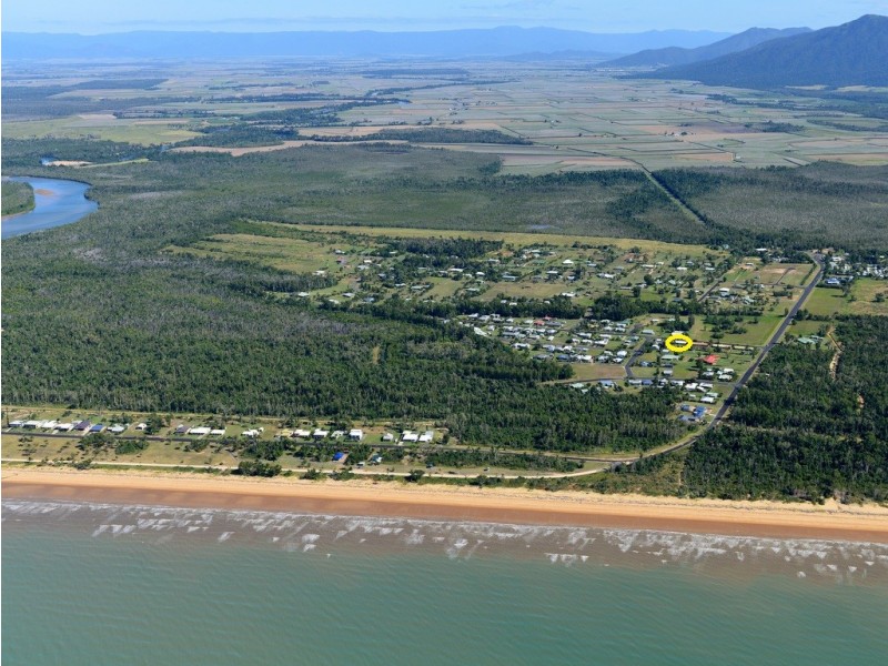 8 Melaleuca Drive, Tully Heads QLD 4854