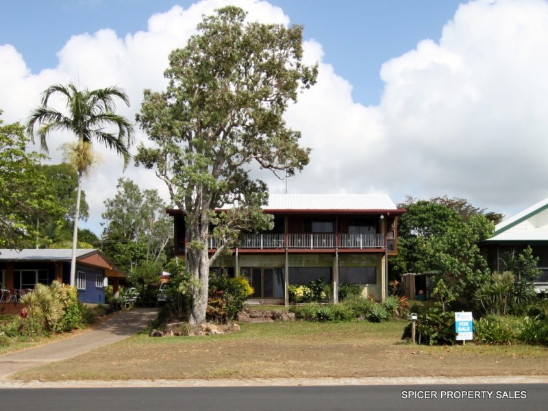 78 Kennedy Esplanade, South Mission Beach QLD 4852