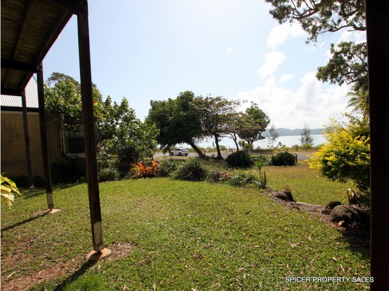 78 Kennedy Esplanade, South Mission Beach QLD 4852