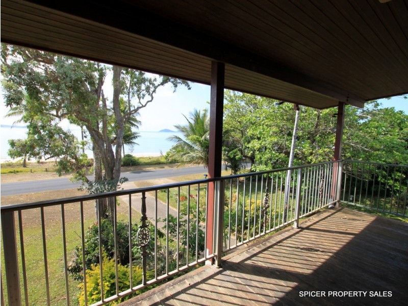 78 Kennedy Esplanade, South Mission Beach QLD 4852