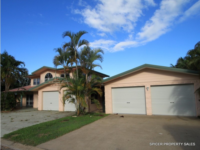 14 Hielscher Street, Tully QLD 4854