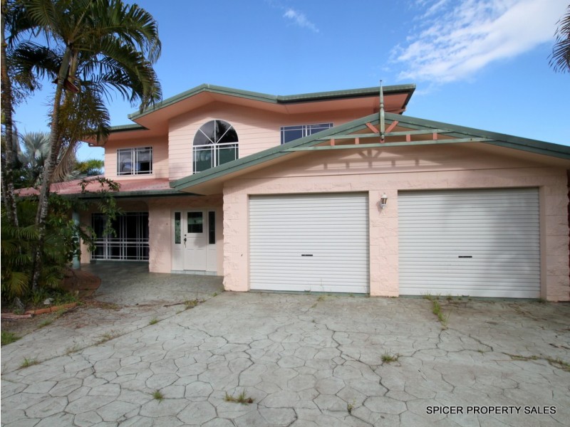 14 Hielscher Street, Tully QLD 4854