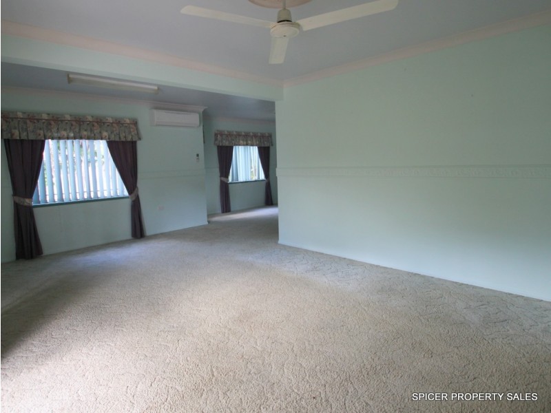 14 Hielscher Street, Tully QLD 4854