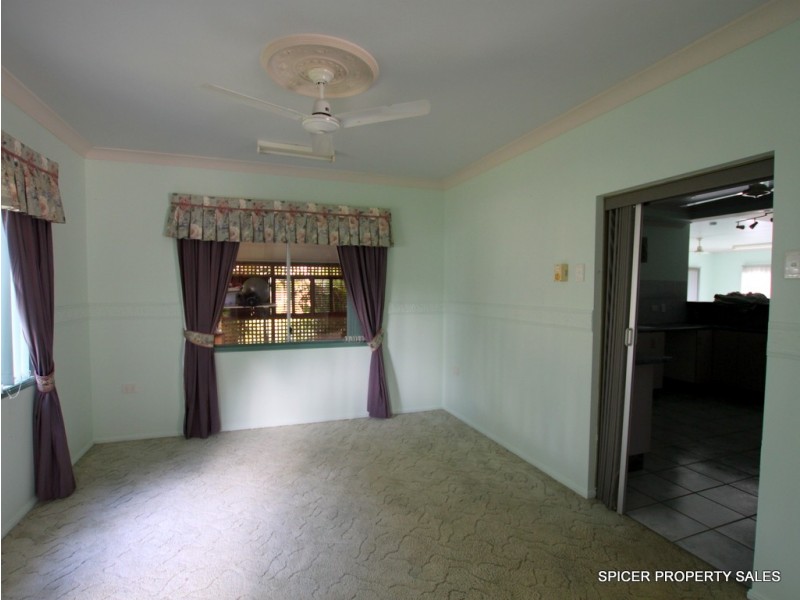 14 Hielscher Street, Tully QLD 4854