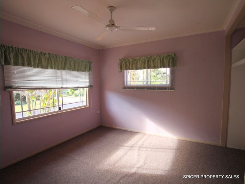 14 Hielscher Street, Tully QLD 4854