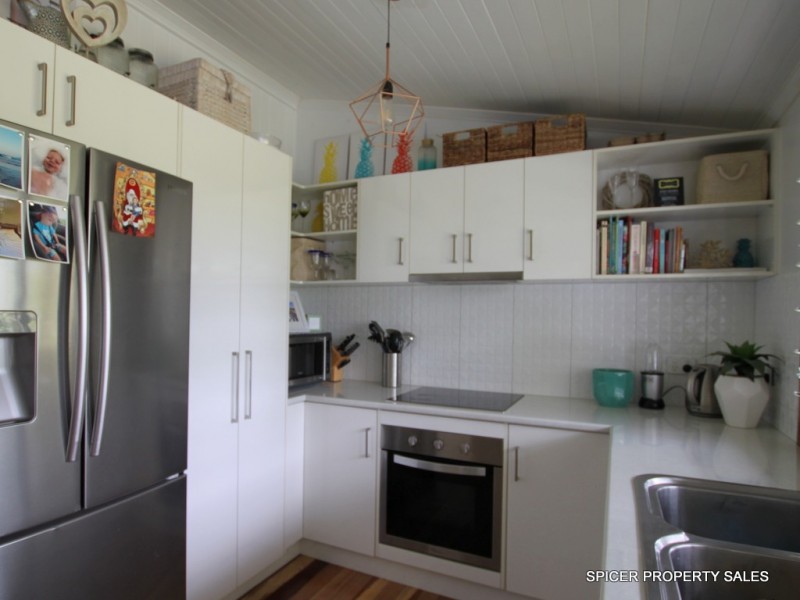 30 Brannigan Street, Tully QLD 4854